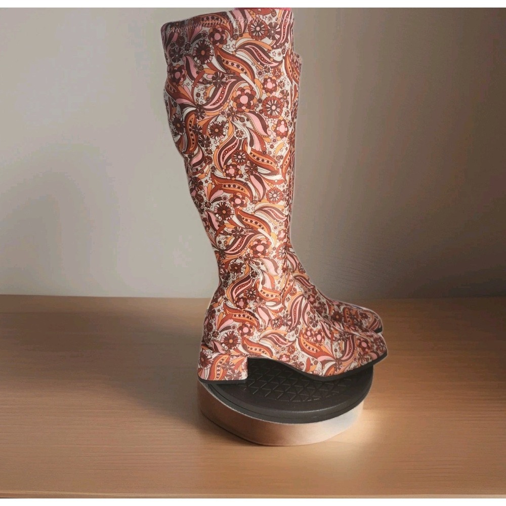 Chelsea & Violet 6M Paisley Floral Printed Boho Chunky Retro Colorful Boots NWOT